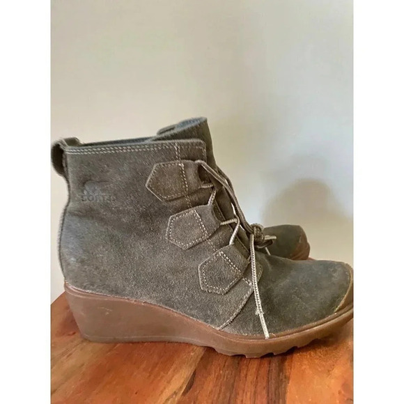 Sorel Boots Women’s 9 Toronto Lace Up Wedge - Picture 4 of 8